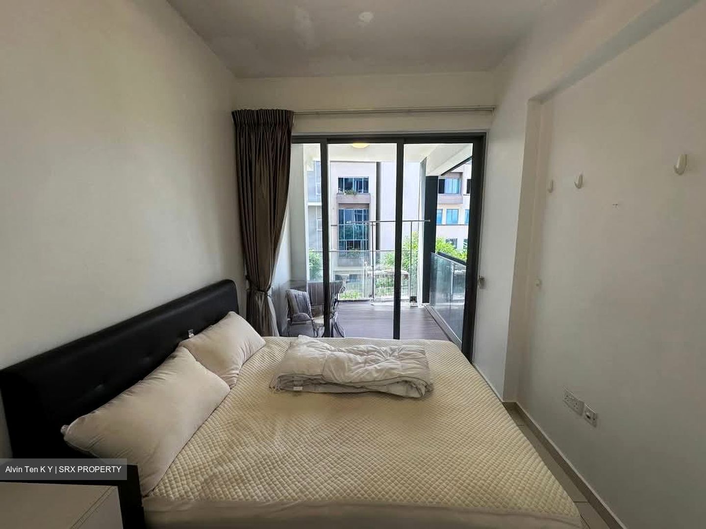 Suites 28 (D14), Apartment #576335111